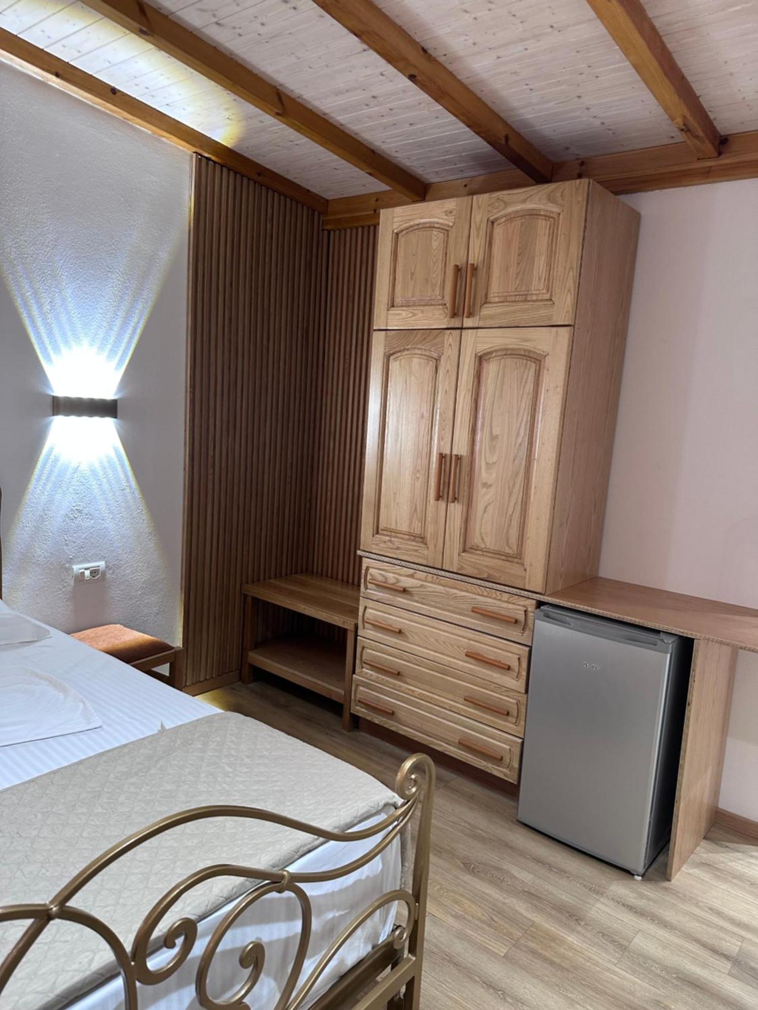 Nashos Bungalows Himare Fshat Bagian luar foto