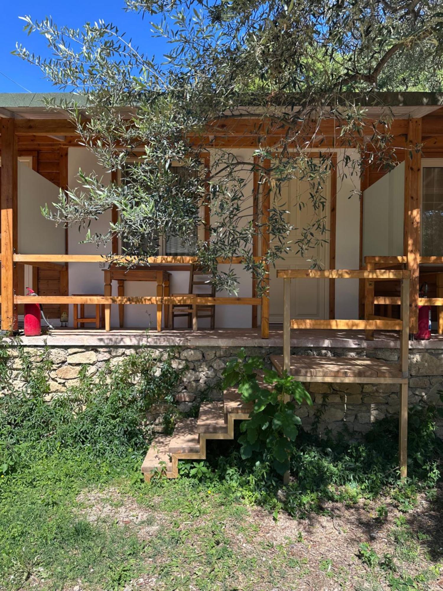 Nashos Bungalows Himare Fshat Bagian luar foto